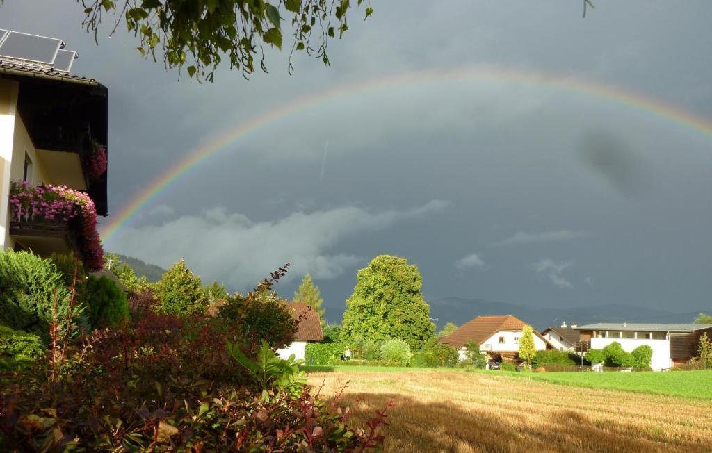 Отель Haus Gruber Attersee Экстерьер фото